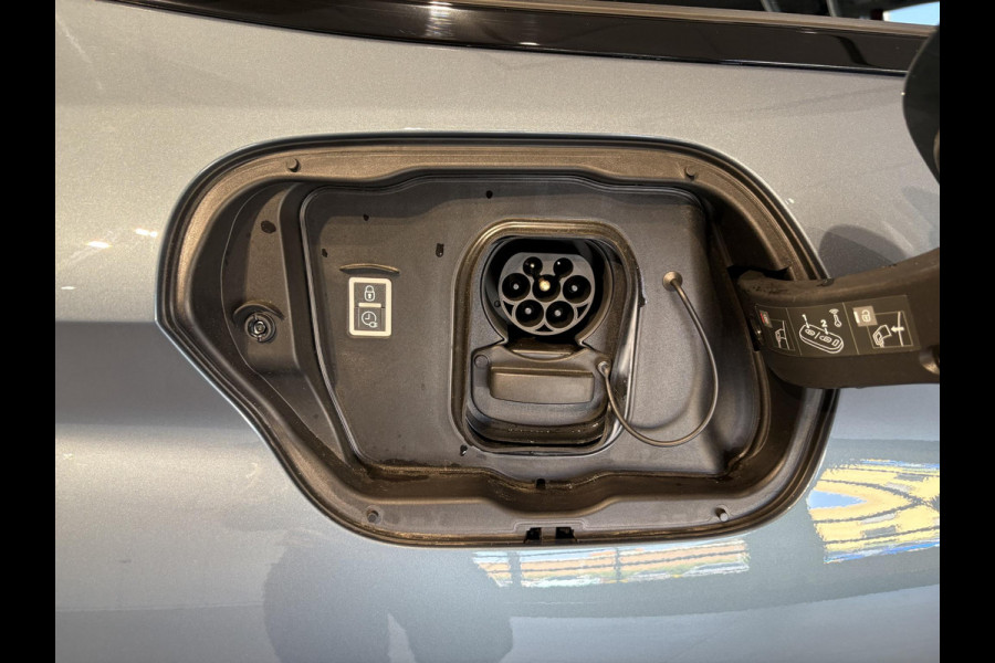 Peugeot e-308 SW GT 54 kWh | Alcantara | Stoelverwarming | Apple Carplay/Android Auto