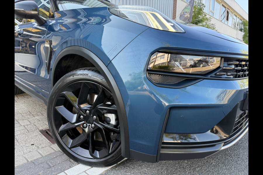 Lynk & Co 01 1.5 CARPLAY/CAM/NAVI/FULL LED/LMV-20/VIRTU/PANO