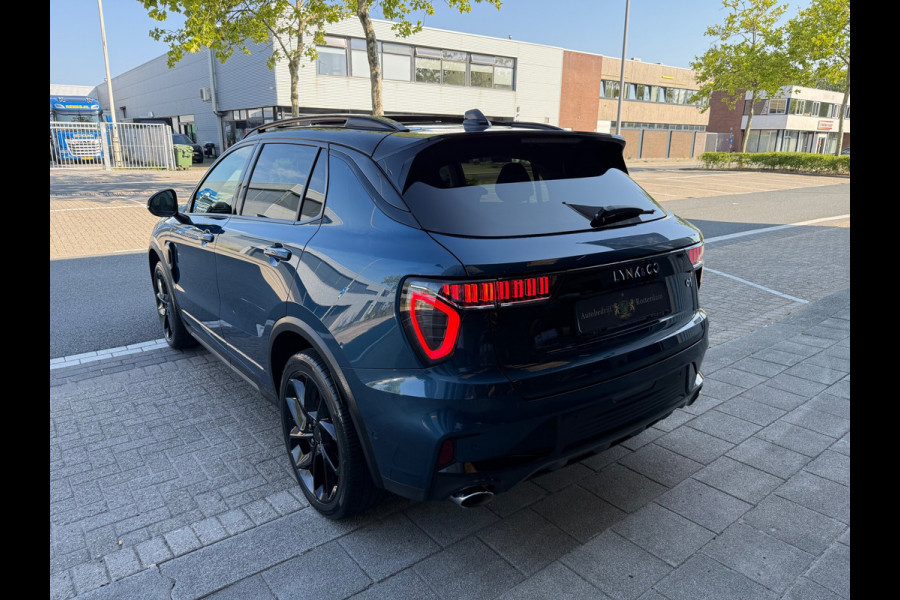 Lynk & Co 01 1.5 CARPLAY/CAM/NAVI/FULL LED/LMV-20/VIRTU/PANO