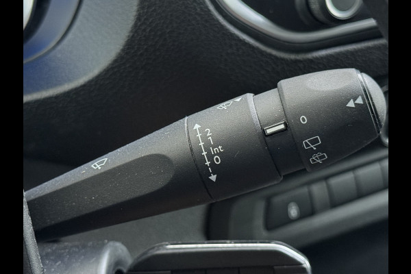 Peugeot e-Expert Automaat 50kWh Incl Btw SOH 92% 9-Persoons Navi* Apple Carplay Android Auto Airco Cruise Control Privacy Glas DAB Isofix Bluetooth Dealeronderhouden Origineel Nederlandse Auto