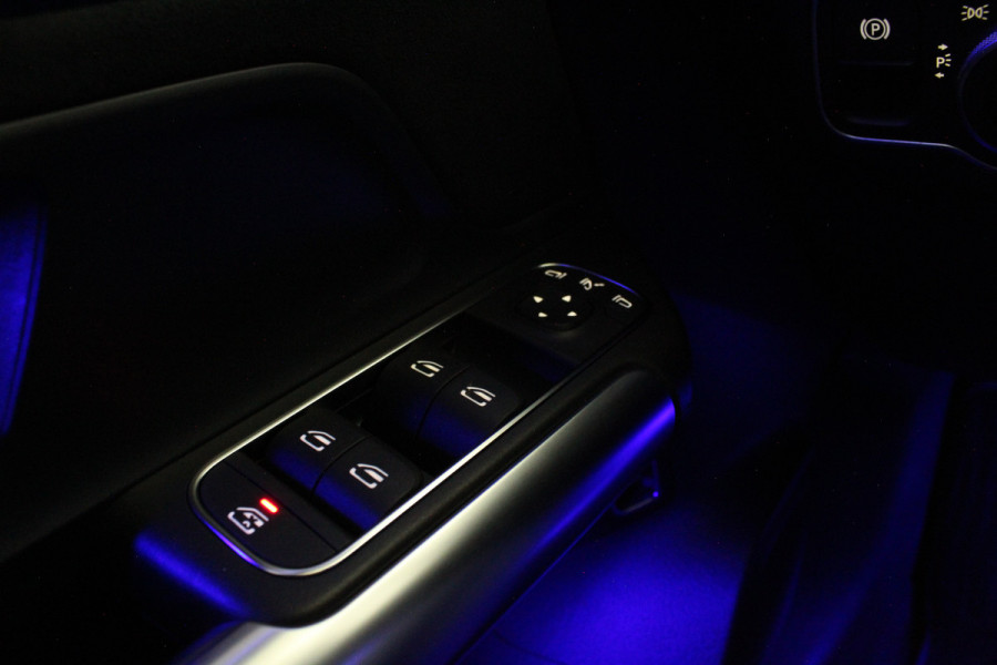 Mercedes-Benz B-Klasse 250 e AMG Line Plug-in hybride 85km WLTP/Night-pakket/Adapt.cruise