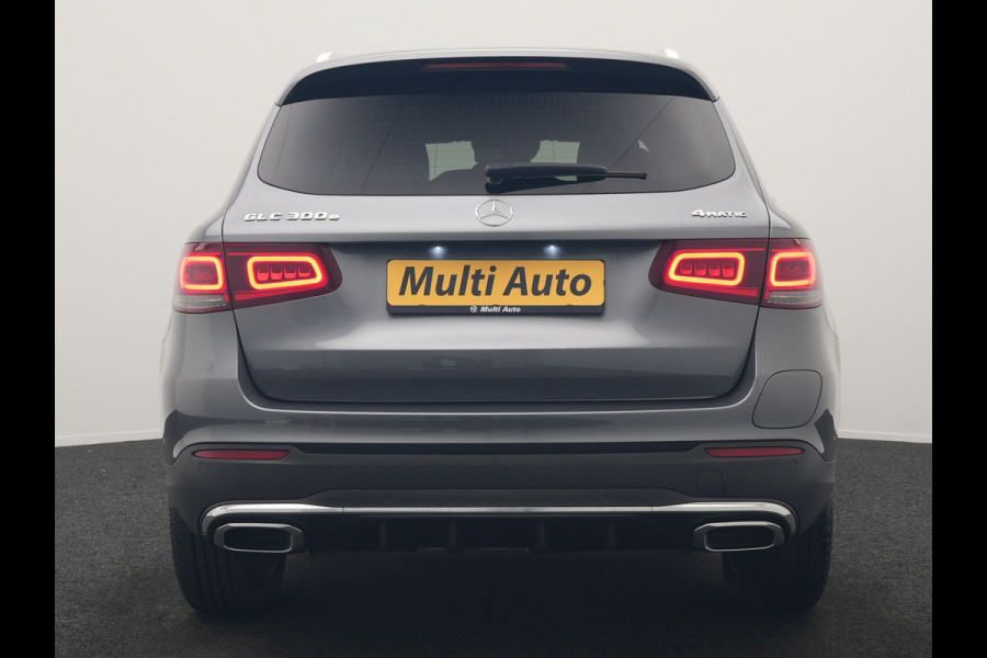 Mercedes-Benz GLC 300e 4MATIC Business Solution AMG PHEV 313pk Dealer O.H. | Trekhaak Afn. | Adaptive Cruise | Head Up | 360 Camera | Multi Beam LED | Lederen Sportstoelen Memory & Massage | Sfeerverlichting | Stoelverwarming | Apple Carplay | Blis | Navigatie | DAB | Plug In Hybrid |