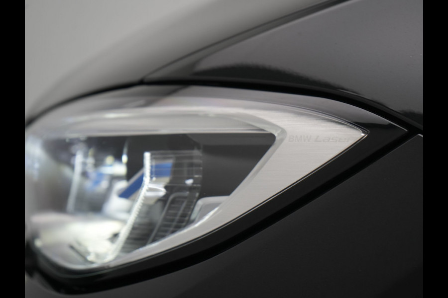 BMW 3 Serie Touring 330e Sportline PHEV 293pk Dealer O.H. | Panodak | Adaptive Cruise | Head Up | Laser LED | 360 Camera | Lederen Sportstoelen Memory & Verwarmd | Stuur Verwarmd | Sfeerverlichting | Keyless | Blis | Apple Carplay | Hifi Audio | Plug In Hybrid |