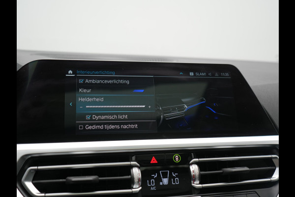 BMW 3 Serie Touring 330e Sportline PHEV 293pk Dealer O.H. | Panodak | Adaptive Cruise | Head Up | Laser LED | 360 Camera | Lederen Sportstoelen Memory & Verwarmd | Stuur Verwarmd | Sfeerverlichting | Keyless | Blis | Apple Carplay | Hifi Audio | Plug In Hybrid |