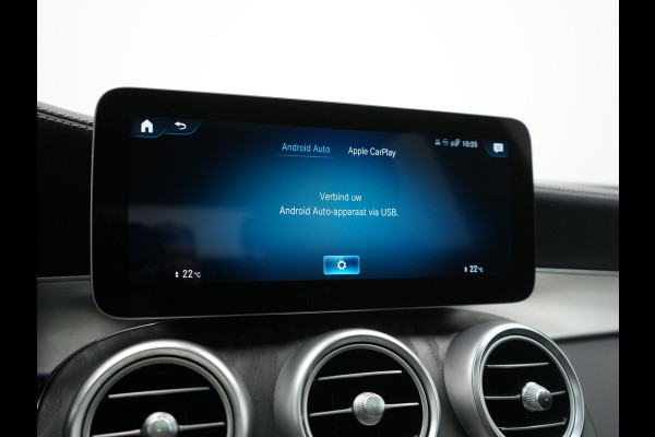Mercedes-Benz GLC 300e 4MATIC Advantage PHEV 320pk Dealer O.H. | Trekhaak Af Fabriek | Panodak | Adaptive Cruise | Sportstoelen Verwarmd | Sfeerverlichting | Apple Carplay | Blis | Navigatie | DAB | Plug In Hybrid |
