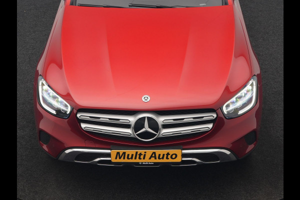 Mercedes-Benz GLC 300e 4MATIC Advantage PHEV 320pk Dealer O.H. | Trekhaak Af Fabriek | Panodak | Adaptive Cruise | Sportstoelen Verwarmd | Sfeerverlichting | Apple Carplay | Blis | Navigatie | DAB | Plug In Hybrid |
