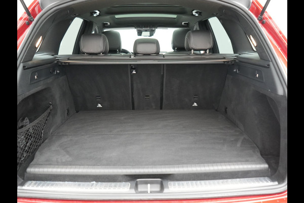 Mercedes-Benz GLC 300e 4MATIC Advantage PHEV 320pk Dealer O.H. | Trekhaak Af Fabriek | Panodak | Adaptive Cruise | Sportstoelen Verwarmd | Sfeerverlichting | Apple Carplay | Blis | Navigatie | DAB | Plug In Hybrid |