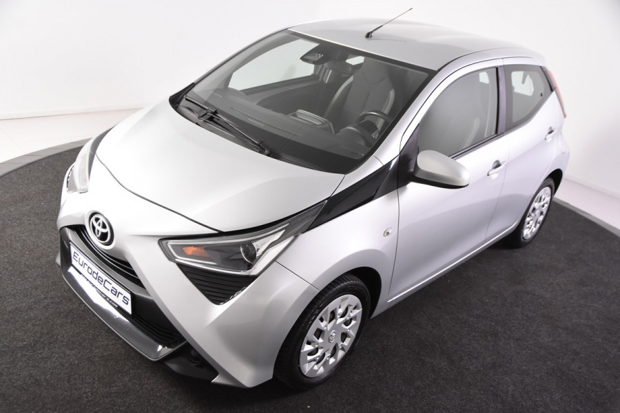 Toyota Aygo 1.0 VVT-i x-play *1ste Eigenaar*Airco*Cruise Control*Carplay*