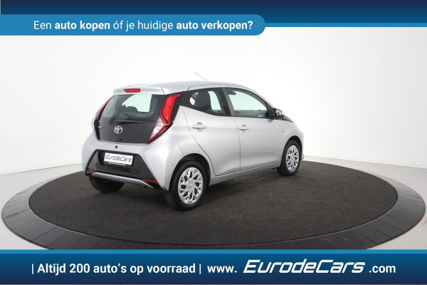 Toyota Aygo 1.0 VVT-i x-play *1ste Eigenaar*Airco*Cruise Control*Carplay*