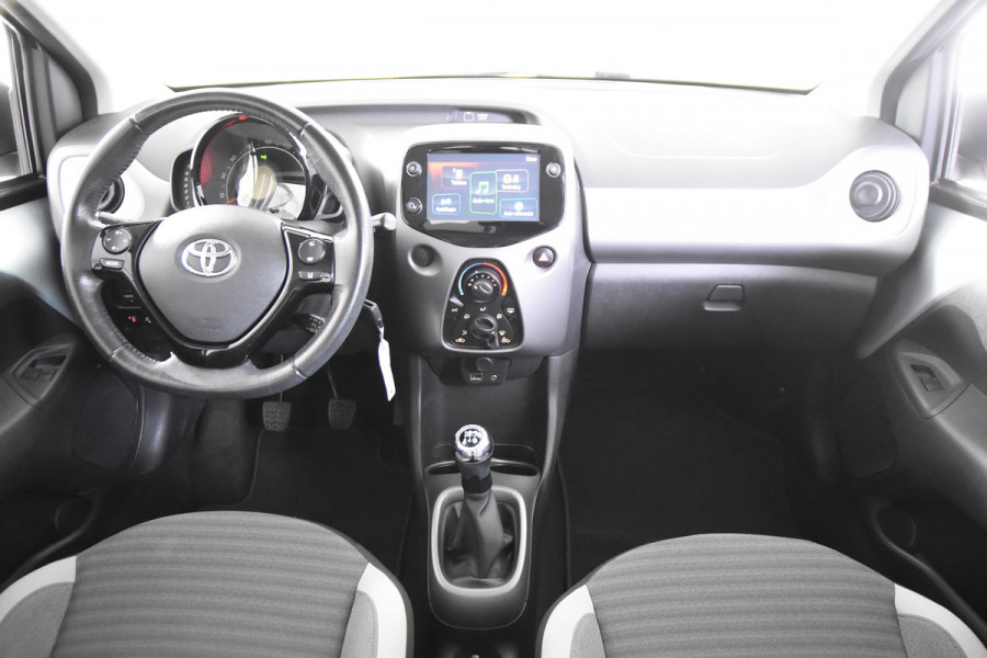 Toyota Aygo 1.0 VVT-i x-play *1ste Eigenaar*Airco*Cruise Control*Carplay*