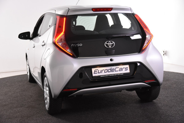 Toyota Aygo 1.0 VVT-i x-play *1ste Eigenaar*Airco*Cruise Control*Carplay*