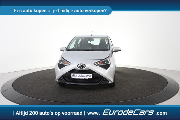 Toyota Aygo 1.0 VVT-i x-play *1ste Eigenaar*Airco*Cruise Control*Carplay*