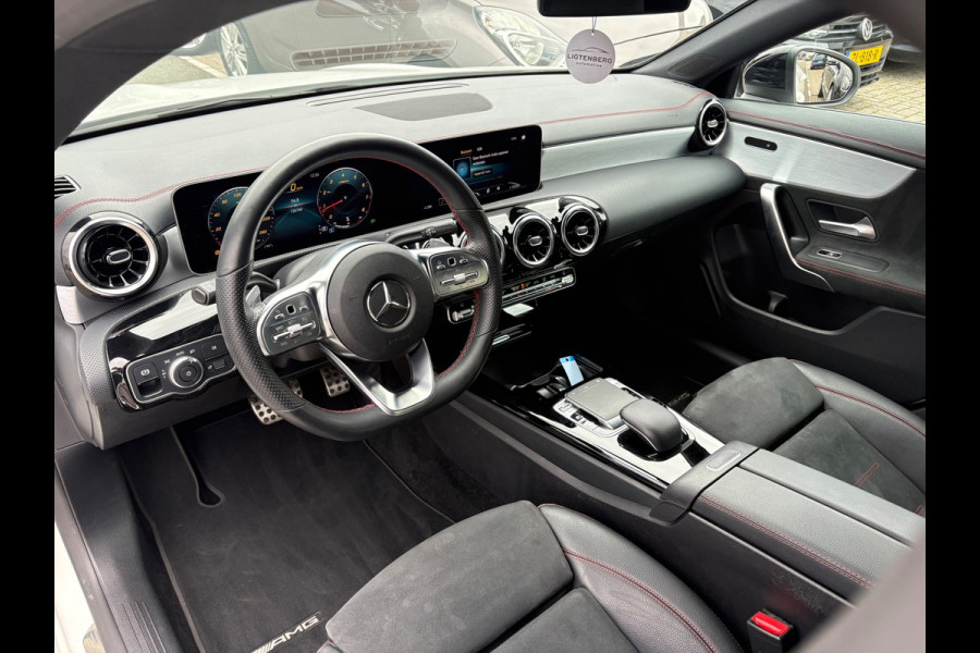 Mercedes-Benz CLA-Klasse 180 Premium Plus 10 INCH WIDESCREEN