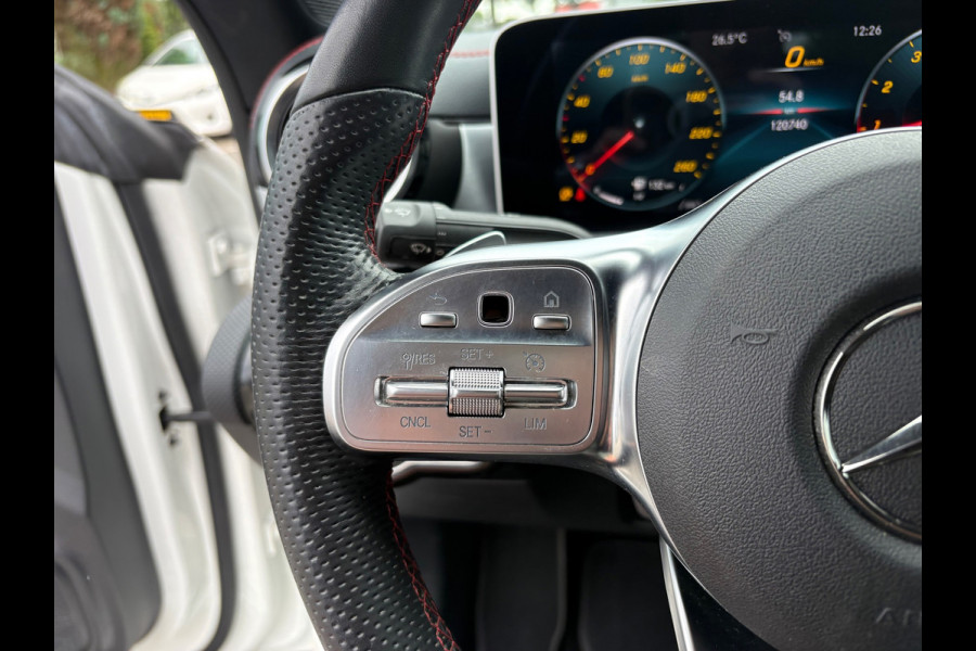 Mercedes-Benz CLA-Klasse 180 Premium Plus 10 INCH WIDESCREEN