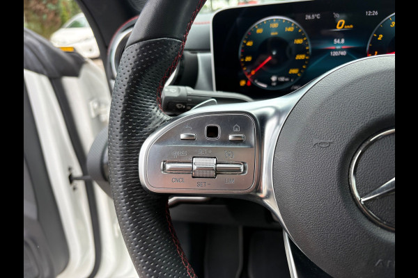 Mercedes-Benz CLA-Klasse 180 Premium Plus 10 INCH WIDESCREEN