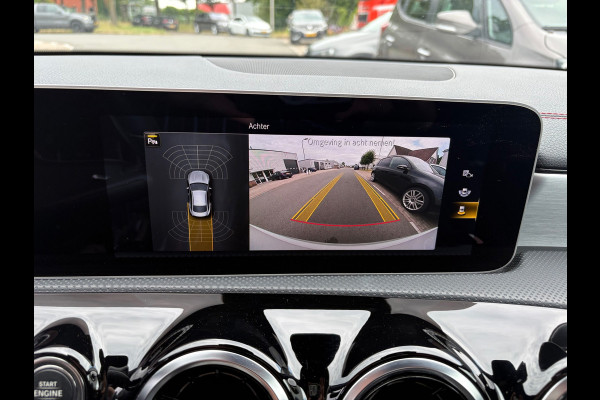 Mercedes-Benz CLA-Klasse 180 Premium Plus 10 INCH WIDESCREEN