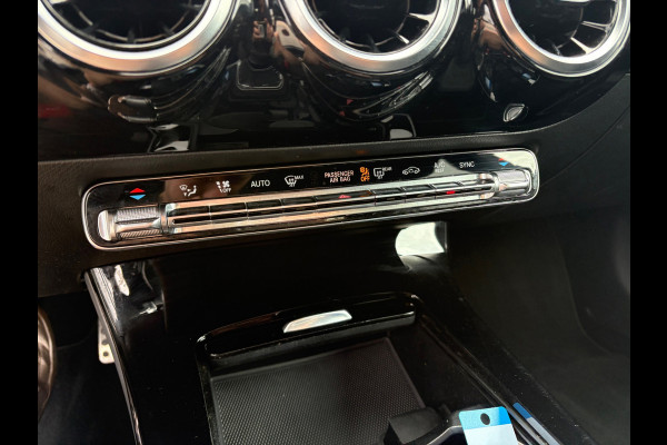 Mercedes-Benz CLA-Klasse 180 Premium Plus 10 INCH WIDESCREEN