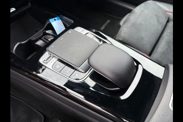 Mercedes-Benz CLA-Klasse 180 Premium Plus 10 INCH WIDESCREEN