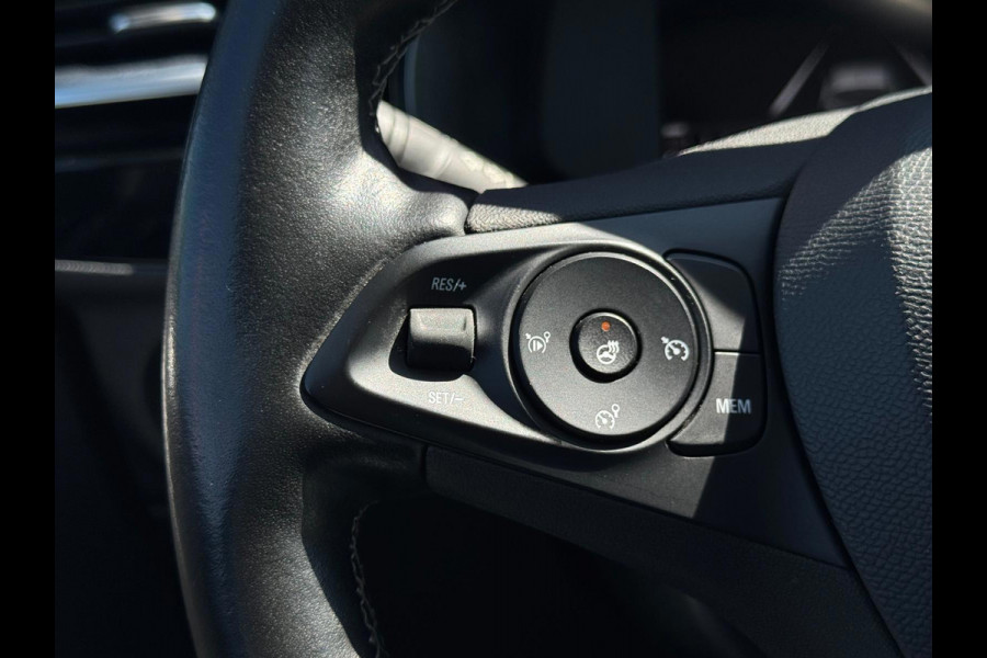 Opel Corsa 1.2 Elegance | LED | 360 Camera | Parksens | Apple Carplay | Stoelverwarming | Leder |