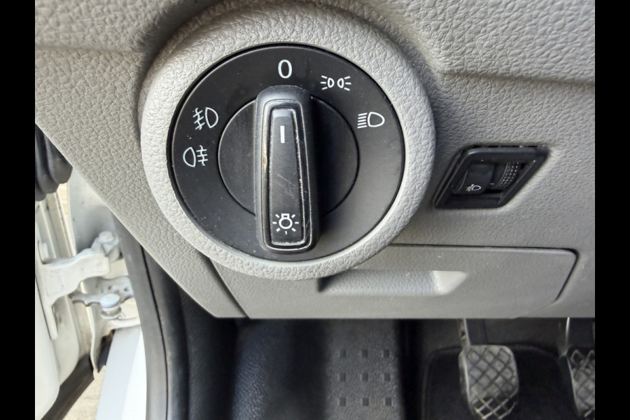 Volkswagen Transporter 2.0 TDI L2H1 110PK Euro 6 Comfortline Trekhaak/cruise control/airco