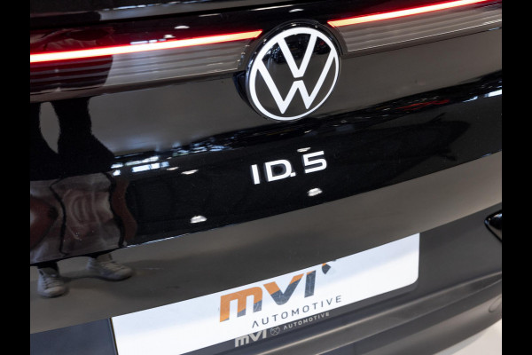 Volkswagen ID.5 Pro 77 kWh SOH 95% / 204pk / Achteruitrij camera / Stoelverwarming /
