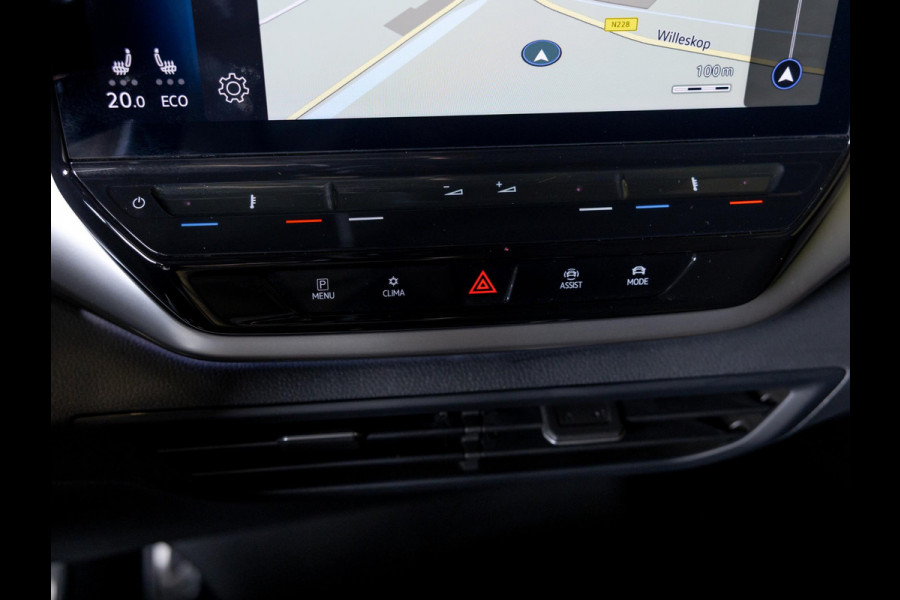 Volkswagen ID.5 Pro 77 kWh SOH 95% / 204pk / Achteruitrij camera / Stoelverwarming /