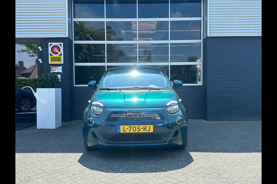 Fiat 500 3+1 Passion 42 kWh, Automaat, Navi, CarPlay, Cruise, Bluetooth, NAP, SOH 91.3%