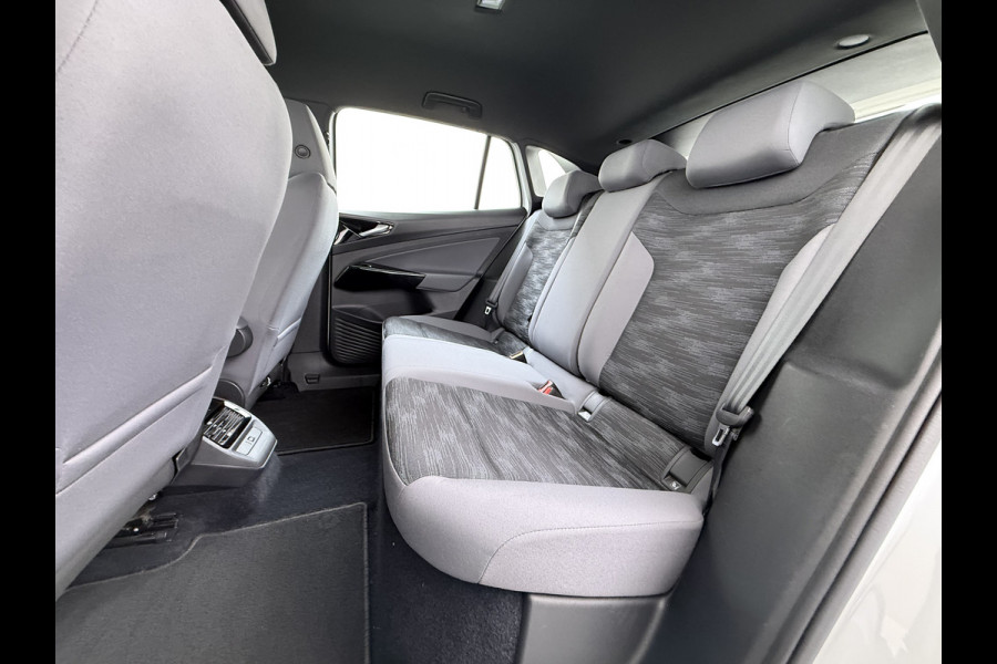 Volkswagen ID.4 Pure 55kWh SOH 89% Trekhaak Adap.Cruise Stoelverwarming Ecc Navi Apple Carplay Android Auto Isofix Lmv Led Bluetooth Connected services Keyless start Rijstrooksensor 1e Eigenaar Origineel Nederlandse Auto