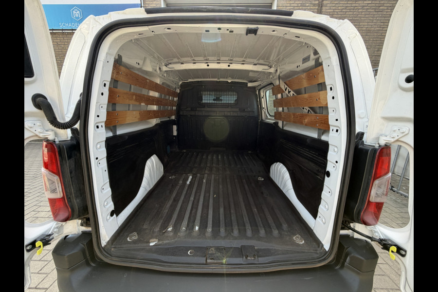 Opel Combo 1.5 BlueHDI 100 PK Euro 6 L2 H1 CarPlay/navi/cruise control/trekhaak