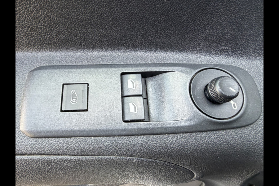 Opel Combo 1.5 BlueHDI 100 PK Euro 6 L2 H1 CarPlay/navi/cruise control/trekhaak
