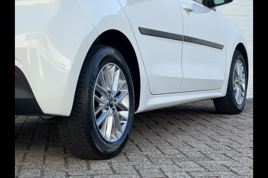 Kia Rio 1.0 TGDI DynamicLine Camera Carplay Cruise Navigatie Clima Pdc All season banden