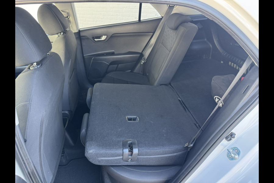 Kia Rio 1.0 TGDI DynamicLine Camera Carplay Cruise Navigatie Clima Pdc All season banden