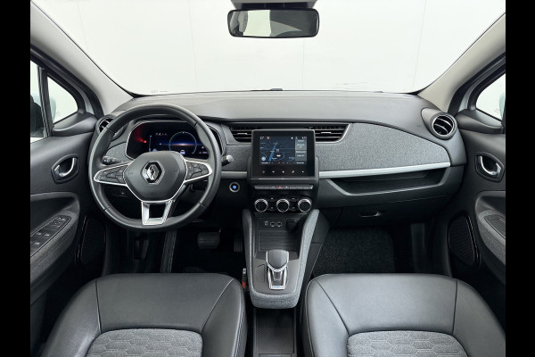 Renault ZOE R135 Zen **52kWh** Warmtepomp Eigen Accu Navi Ecc Apple Carplay/Android Auto Keyless Bluetooth Cruise Control Pdc SOH 76% Regen-Lichtsensor Led Lmv Isofix Lane Assist 1e Eigenaar Dealeronderhouden Origineel Nederlandse Auto