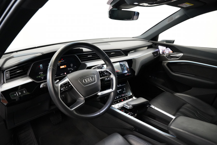 Audi e-tron 55 quattro Business edition Plus 95 kWh Panoramadak Leder B&O Full-led