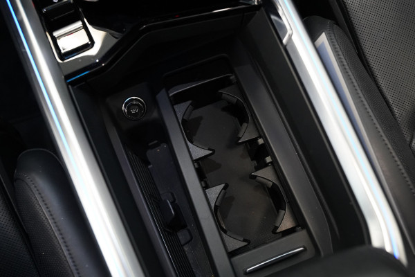 Audi e-tron 55 quattro Business edition Plus 95 kWh Panoramadak Leder B&O Full-led