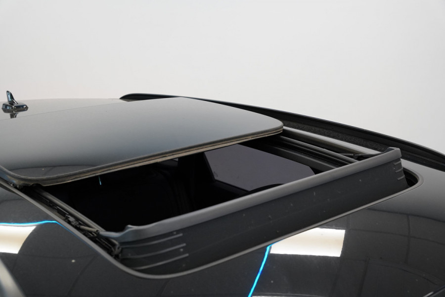 Audi e-tron 55 quattro Business edition Plus 95 kWh Panoramadak Leder B&O Full-led