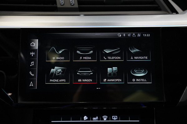 Audi e-tron 55 quattro Business edition Plus 95 kWh Panoramadak Leder B&O Full-led