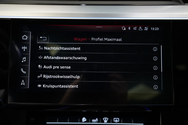 Audi e-tron 55 quattro Business edition Plus 95 kWh Panoramadak Leder B&O Full-led