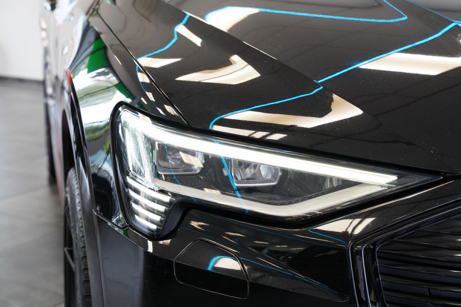 Audi e-tron 55 quattro Business edition Plus 95 kWh Panoramadak Leder B&O Full-led