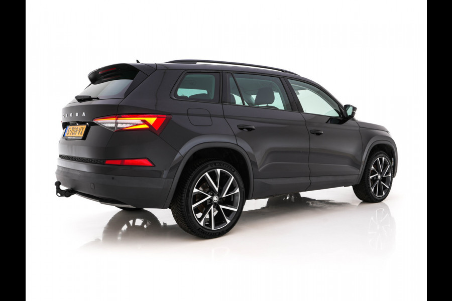 Škoda Kodiaq 1.5 TSI Business Edition (INCL-BTW) *LEATHER-FABRIC | FULL-LED | DIGI-COCKPIT | CAMERA | KEYLESS | DAB+ | NAVI-FULLMAP | SPORTSEATS | PRIVACY-GLASS | ECC | PDC | TOWBAR | CRUISE | 20''ALU*