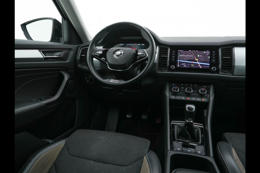 Škoda Kodiaq 1.5 TSI Business Edition (INCL-BTW) *LEATHER-FABRIC | FULL-LED | DIGI-COCKPIT | CAMERA | KEYLESS | DAB+ | NAVI-FULLMAP | SPORTSEATS | PRIVACY-GLASS | ECC | PDC | TOWBAR | CRUISE | 20''ALU*