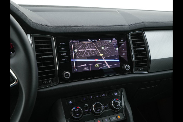 Škoda Kodiaq 1.5 TSI Business Edition (INCL-BTW) *LEATHER-FABRIC | FULL-LED | DIGI-COCKPIT | CAMERA | KEYLESS | DAB+ | NAVI-FULLMAP | SPORTSEATS | PRIVACY-GLASS | ECC | PDC | TOWBAR | CRUISE | 20''ALU*