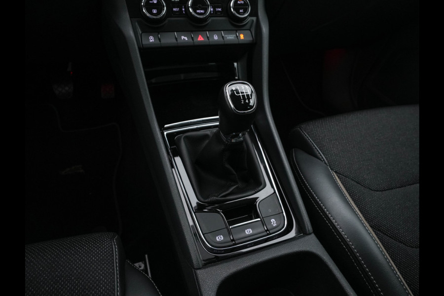 Škoda Kodiaq 1.5 TSI Business Edition (INCL-BTW) *LEATHER-FABRIC | FULL-LED | DIGI-COCKPIT | CAMERA | KEYLESS | DAB+ | NAVI-FULLMAP | SPORTSEATS | PRIVACY-GLASS | ECC | PDC | TOWBAR | CRUISE | 20''ALU*