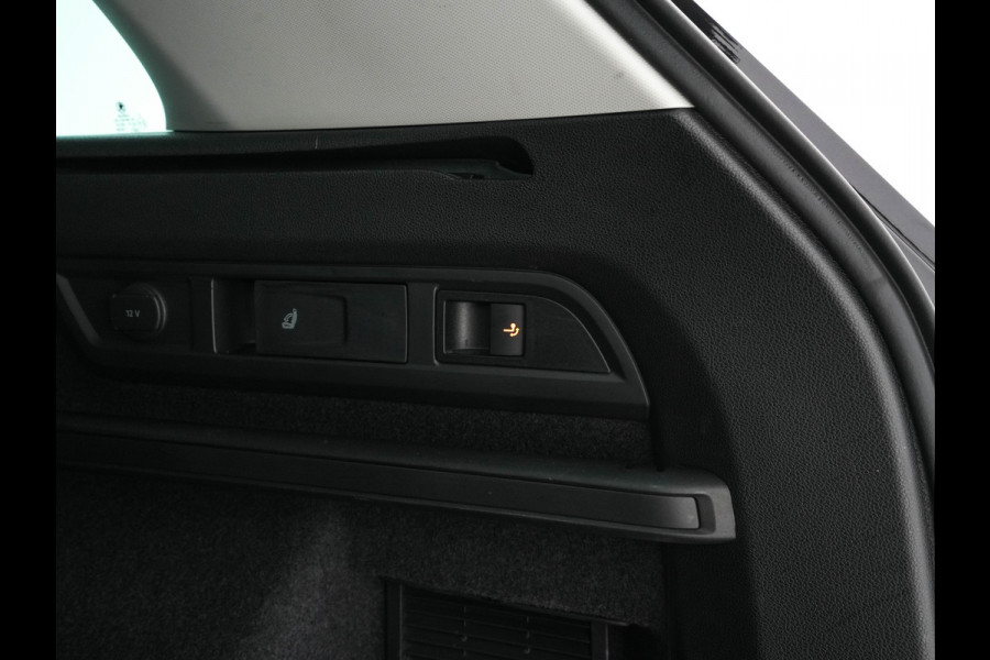 Škoda Kodiaq 1.5 TSI Business Edition (INCL-BTW) *LEATHER-FABRIC | FULL-LED | DIGI-COCKPIT | CAMERA | KEYLESS | DAB+ | NAVI-FULLMAP | SPORTSEATS | PRIVACY-GLASS | ECC | PDC | TOWBAR | CRUISE | 20''ALU*