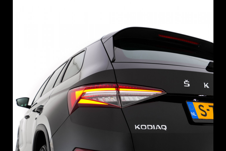Škoda Kodiaq 1.5 TSI Business Edition (INCL-BTW) *LEATHER-FABRIC | FULL-LED | DIGI-COCKPIT | CAMERA | KEYLESS | DAB+ | NAVI-FULLMAP | SPORTSEATS | PRIVACY-GLASS | ECC | PDC | TOWBAR | CRUISE | 20''ALU*