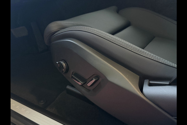Volvo XC60 2.0 T8 Plug-in hybrid AWD Ultra Bright Exec. Ed.