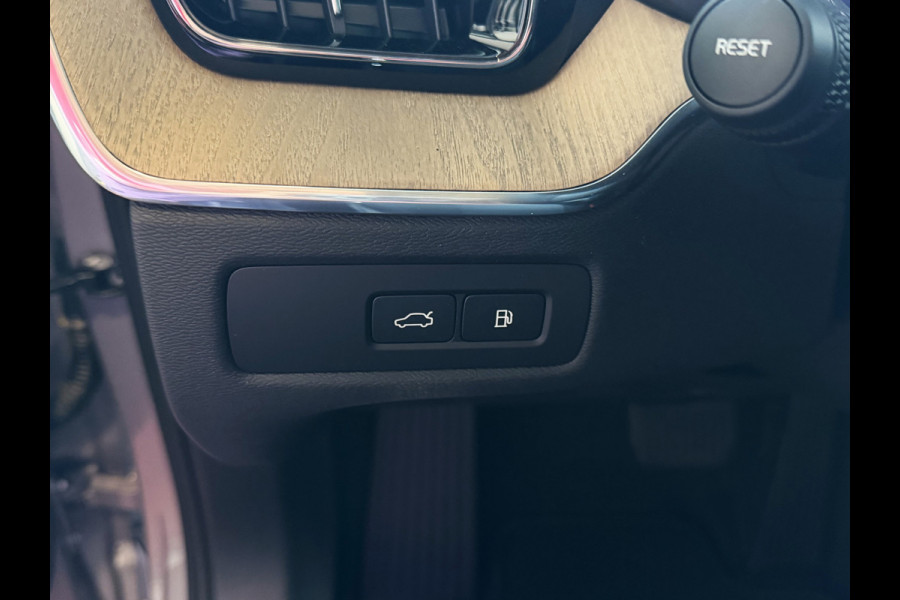 Volvo XC60 2.0 T8 Plug-in hybrid AWD Ultra Bright Exec. Ed.