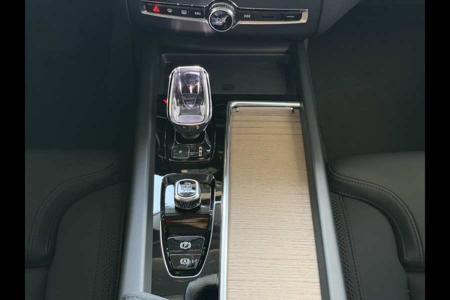 Volvo XC60 2.0 T8 Plug-in hybrid AWD Ultra Bright Exec. Ed.