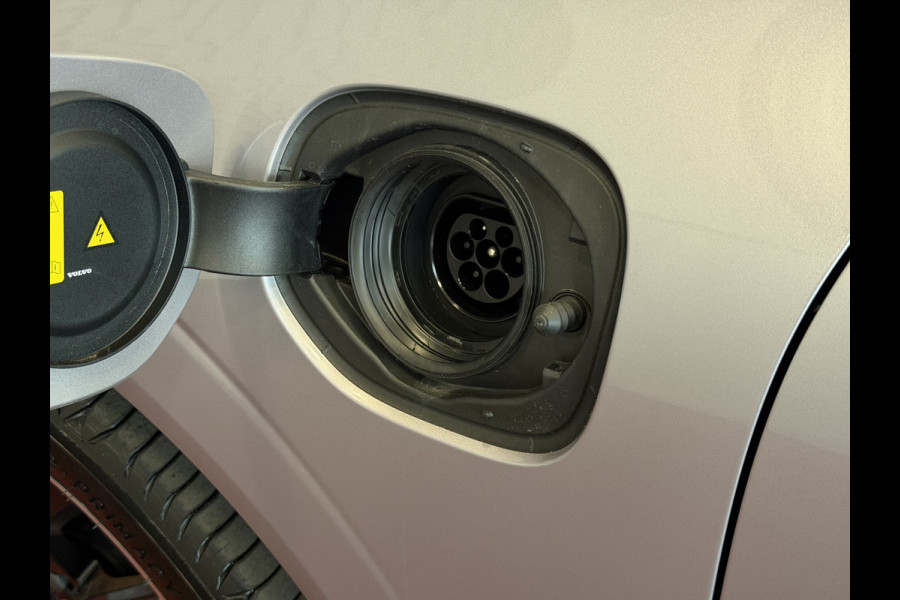 Volvo XC60 2.0 T8 Plug-in hybrid AWD Ultra Bright Exec. Ed.
