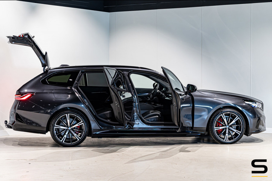 BMW 5 Serie Touring 550e xDrive|Full|B&W|Fiscaal aantrekkelijk